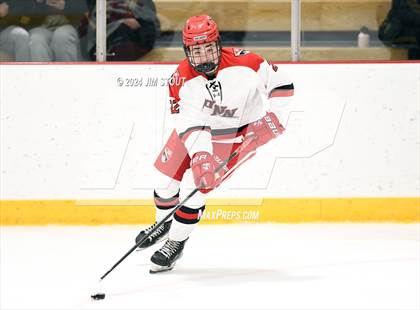 Thumbnail 2 in Trinity-Pawling vs. Frederick Gunn (Avon Christmas Classic 5th Place) photogallery.