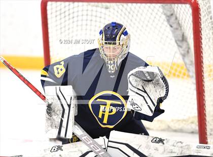 Thumbnail 1 in Trinity-Pawling vs. Frederick Gunn (Avon Christmas Classic 5th Place) photogallery.