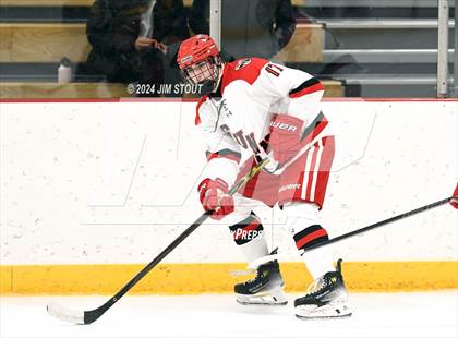 Thumbnail 1 in Trinity-Pawling vs. Frederick Gunn (Avon Christmas Classic 5th Place) photogallery.