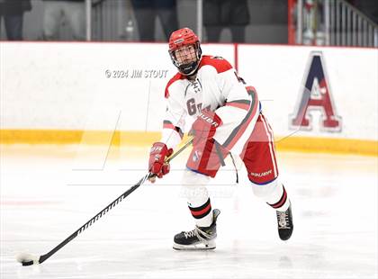 Thumbnail 3 in Trinity-Pawling vs. Frederick Gunn (Avon Christmas Classic 5th Place) photogallery.