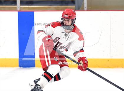 Thumbnail 1 in Trinity-Pawling vs. Frederick Gunn (Avon Christmas Classic 5th Place) photogallery.
