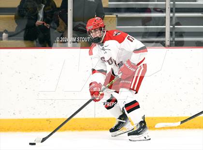 Thumbnail 3 in Trinity-Pawling vs. Frederick Gunn (Avon Christmas Classic 5th Place) photogallery.