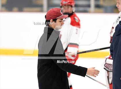 Thumbnail 3 in Trinity-Pawling vs. Frederick Gunn (Avon Christmas Classic 5th Place) photogallery.