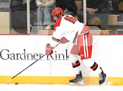 Thumbnail 3 in Trinity-Pawling vs. Frederick Gunn (Avon Christmas Classic 5th Place) photogallery.