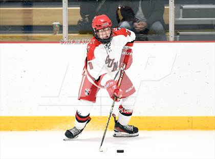Thumbnail 1 in Trinity-Pawling vs. Frederick Gunn (Avon Christmas Classic 5th Place) photogallery.