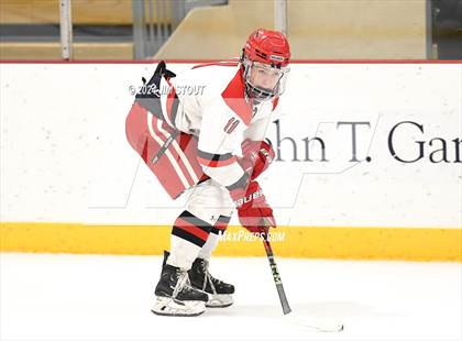 Thumbnail 1 in Trinity-Pawling vs. Frederick Gunn (Avon Christmas Classic 5th Place) photogallery.
