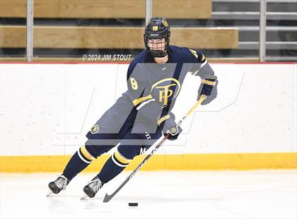 Thumbnail 1 in Trinity-Pawling vs. Frederick Gunn (Avon Christmas Classic 5th Place) photogallery.