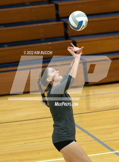Thumbnail 1 in Utica Ford @ Grosse Pointe South photogallery.