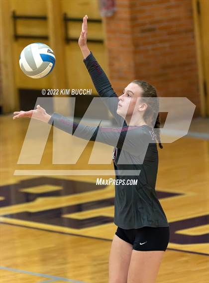 Thumbnail 1 in Utica Ford @ Grosse Pointe South photogallery.