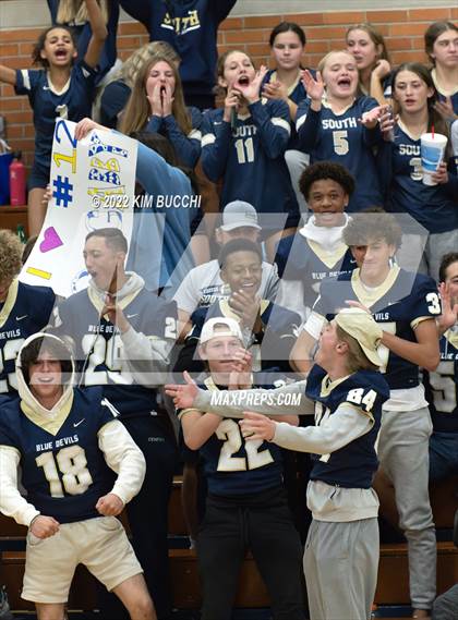 Thumbnail 2 in Utica Ford @ Grosse Pointe South photogallery.