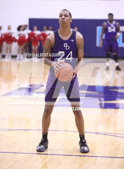 Thumbnail 3 in Ben Davis vs. Pike (IHSAA 4A 2nd Round Playoff)  photogallery.