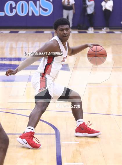 Thumbnail 2 in Ben Davis vs. Pike (IHSAA 4A 2nd Round Playoff)  photogallery.