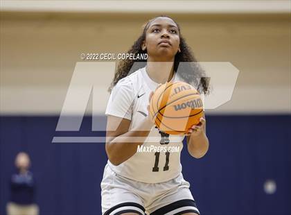 Thumbnail 2 in Sprayberry vs. Kell (Region 6-6A Championship) photogallery.