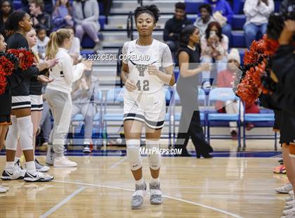 Thumbnail 3 in Sprayberry vs. Kell (Region 6-6A Championship) photogallery.