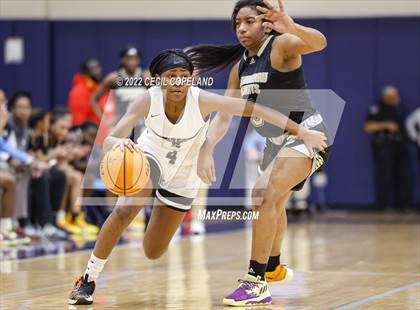 Thumbnail 3 in Sprayberry vs. Kell (Region 6-6A Championship) photogallery.