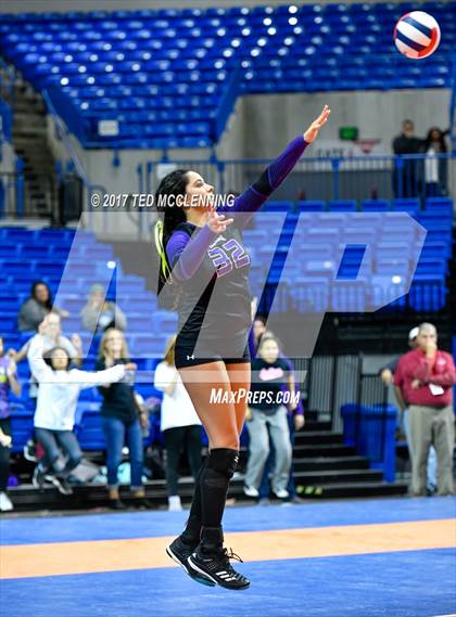 Thumbnail 2 in Fayetteville vs. Har-Ber (AAA 7A Final) photogallery.