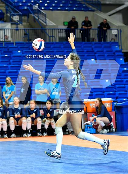 Thumbnail 3 in Fayetteville vs. Har-Ber (AAA 7A Final) photogallery.
