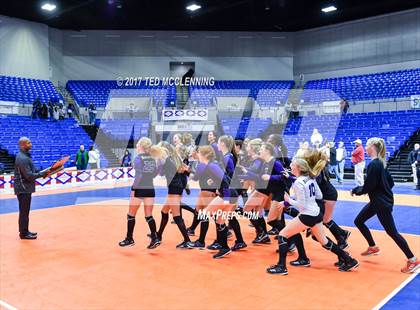 Thumbnail 3 in Fayetteville vs. Har-Ber (AAA 7A Final) photogallery.