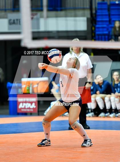 Thumbnail 2 in Fayetteville vs. Har-Ber (AAA 7A Final) photogallery.