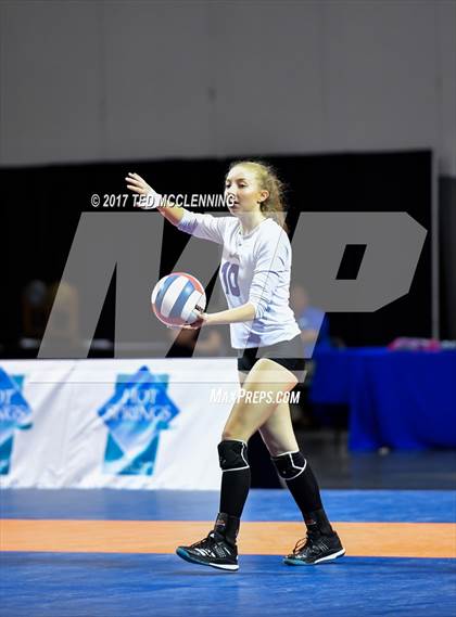 Thumbnail 2 in Fayetteville vs. Har-Ber (AAA 7A Final) photogallery.