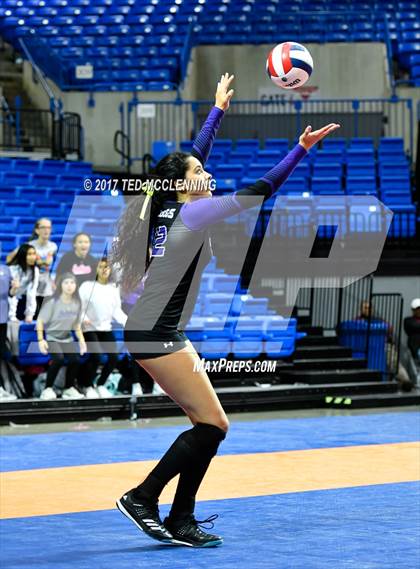 Thumbnail 3 in Fayetteville vs. Har-Ber (AAA 7A Final) photogallery.