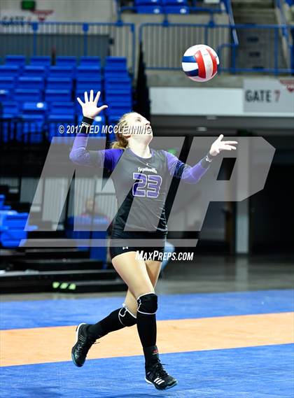 Thumbnail 3 in Fayetteville vs. Har-Ber (AAA 7A Final) photogallery.
