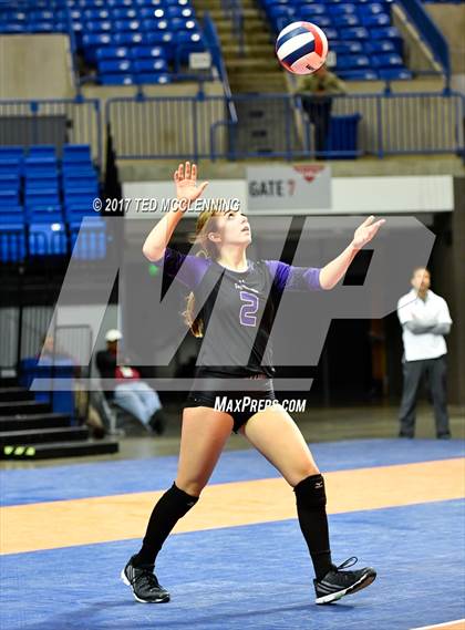 Thumbnail 1 in Fayetteville vs. Har-Ber (AAA 7A Final) photogallery.