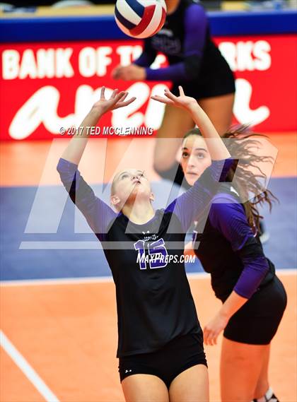 Thumbnail 3 in Fayetteville vs. Har-Ber (AAA 7A Final) photogallery.