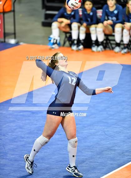 Thumbnail 2 in Fayetteville vs. Har-Ber (AAA 7A Final) photogallery.