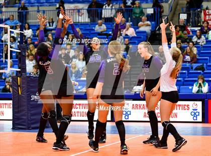 Thumbnail 2 in Fayetteville vs. Har-Ber (AAA 7A Final) photogallery.