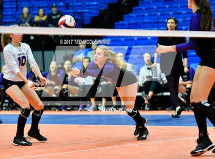 Thumbnail 2 in Fayetteville vs. Har-Ber (AAA 7A Final) photogallery.