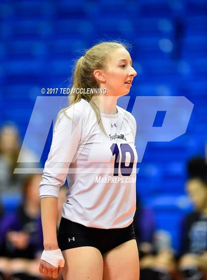 Thumbnail 3 in Fayetteville vs. Har-Ber (AAA 7A Final) photogallery.