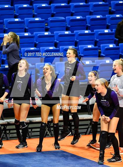 Thumbnail 2 in Fayetteville vs. Har-Ber (AAA 7A Final) photogallery.