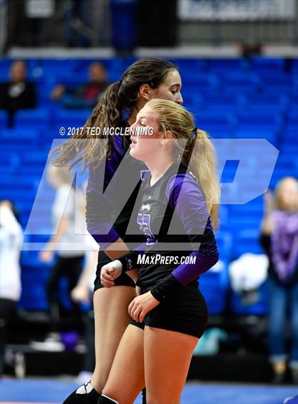 Thumbnail 3 in Fayetteville vs. Har-Ber (AAA 7A Final) photogallery.