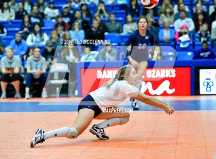 Thumbnail 2 in Fayetteville vs. Har-Ber (AAA 7A Final) photogallery.