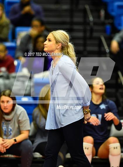 Thumbnail 1 in Fayetteville vs. Har-Ber (AAA 7A Final) photogallery.