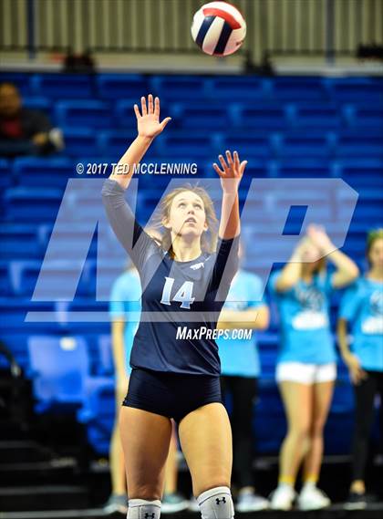 Thumbnail 1 in Fayetteville vs. Har-Ber (AAA 7A Final) photogallery.