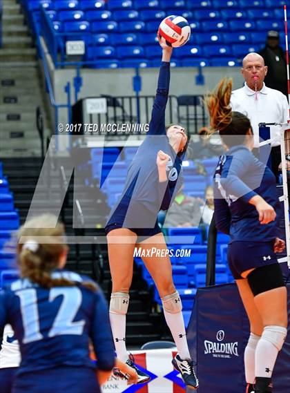 Thumbnail 2 in Fayetteville vs. Har-Ber (AAA 7A Final) photogallery.