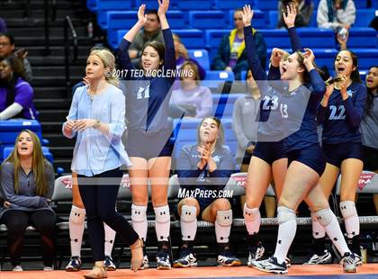 Thumbnail 1 in Fayetteville vs. Har-Ber (AAA 7A Final) photogallery.