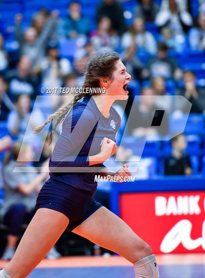 Thumbnail 1 in Fayetteville vs. Har-Ber (AAA 7A Final) photogallery.