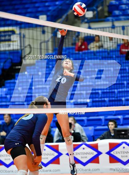 Thumbnail 2 in Fayetteville vs. Har-Ber (AAA 7A Final) photogallery.