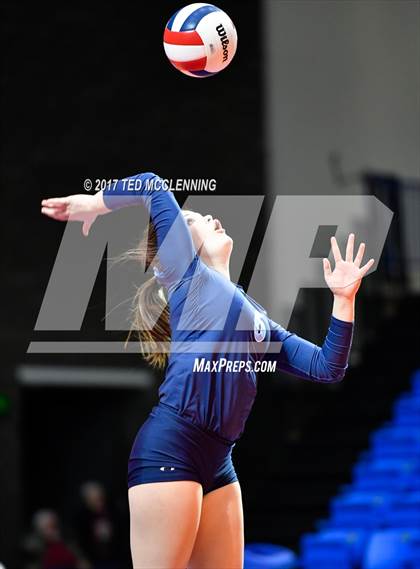 Thumbnail 3 in Fayetteville vs. Har-Ber (AAA 7A Final) photogallery.