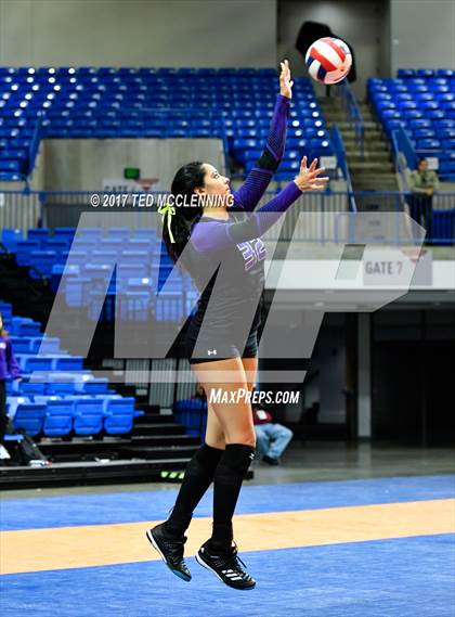 Thumbnail 2 in Fayetteville vs. Har-Ber (AAA 7A Final) photogallery.