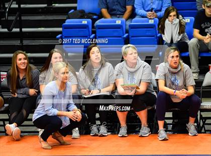 Thumbnail 1 in Fayetteville vs. Har-Ber (AAA 7A Final) photogallery.