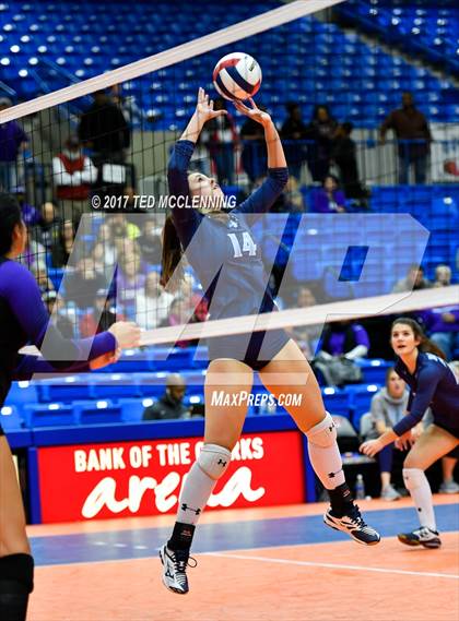Thumbnail 2 in Fayetteville vs. Har-Ber (AAA 7A Final) photogallery.