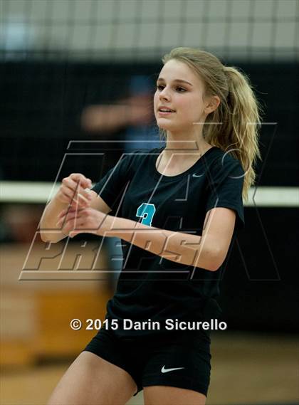 Thumbnail 2 in Mesquite vs. Highland photogallery.