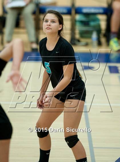 Thumbnail 3 in Mesquite vs. Highland photogallery.