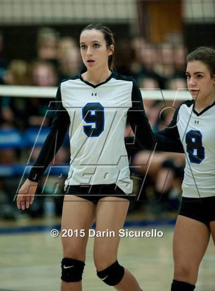 Thumbnail 2 in Mesquite vs. Highland photogallery.