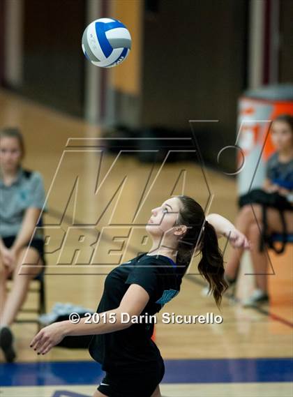 Thumbnail 3 in Mesquite vs. Highland photogallery.