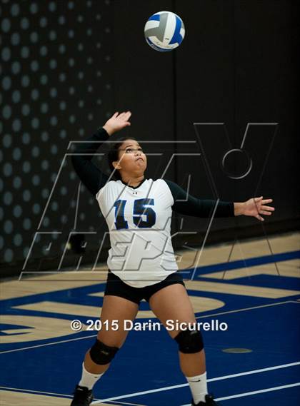 Thumbnail 3 in Mesquite vs. Highland photogallery.